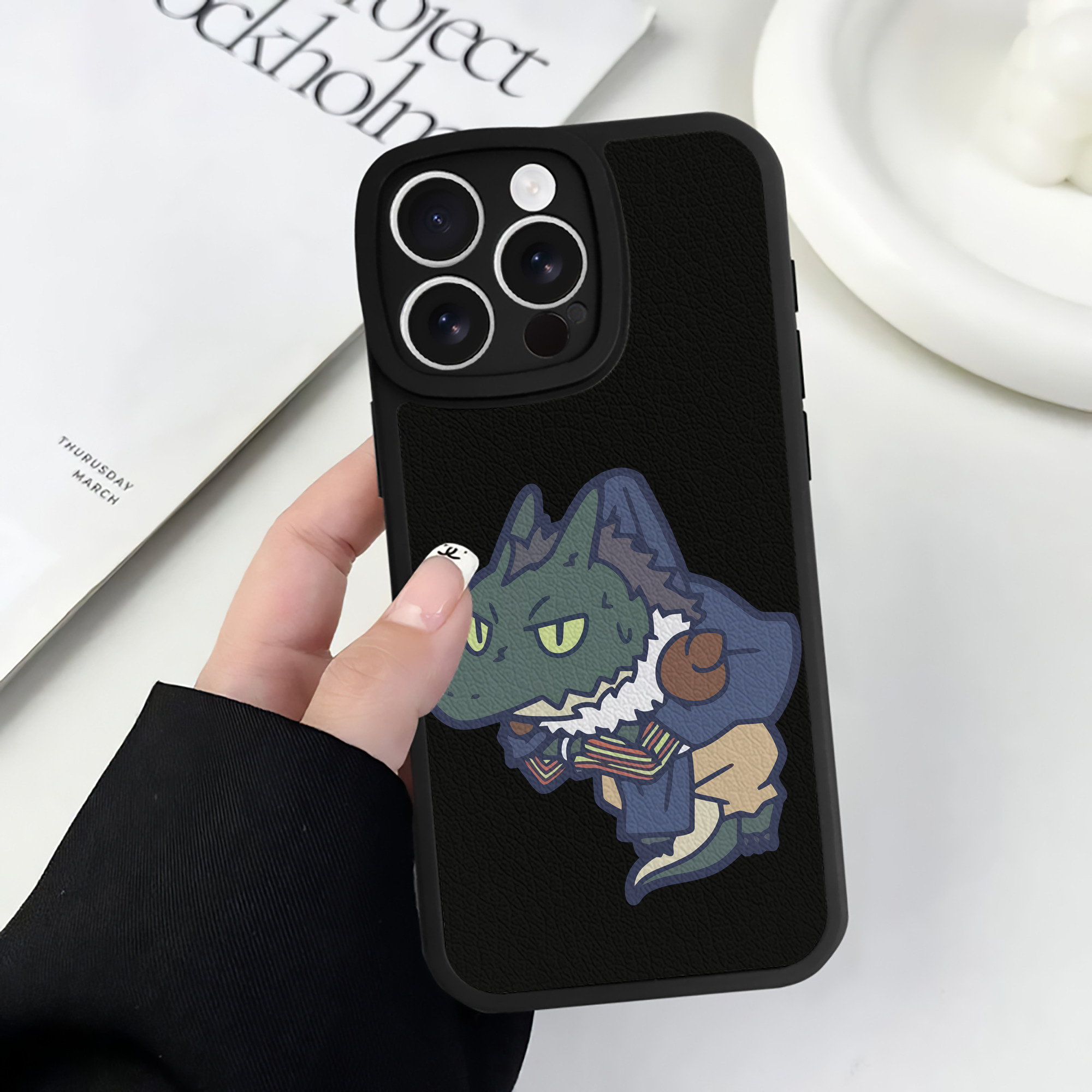（画像用） 転スラ Regarding Reincarnated to Slime 【iPhone 16シリーズ対応】シリコンスマホケース（レザー調） 材質：シリコン
